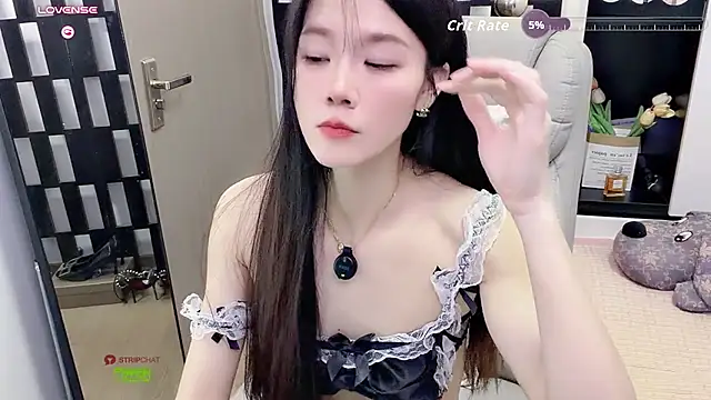 Yueyue-MM - 上空直播5分钟