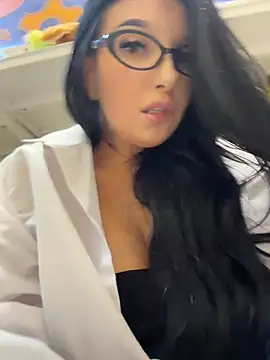 Tisha_Busty - risky open door & spank ass loud🥵