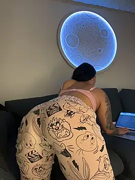 MegannNoireX - Undress me!🫦🍑