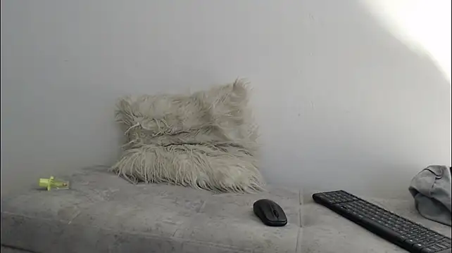 YuliethPetite