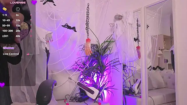 Aleejaa__ - A spanking for the kitty