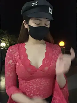 My_Melodyy - Make me cum pussy in public garden 🪴😈