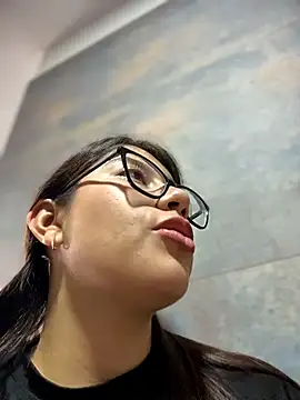 Saracalderon - OPEN ASS + ASS RED + SPANKS ASS 🍑