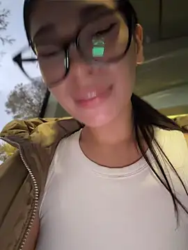 Aria51 - try fingering pussy to get SQUIRT in BUS