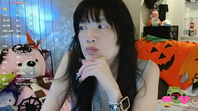 SilViAjpn - Flash tits