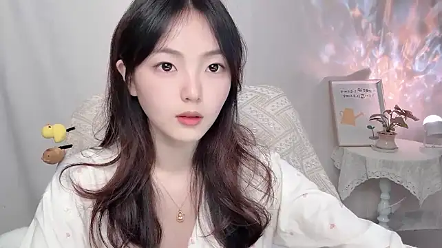 Wenwen8888 - 开心不是谁都可以带来的