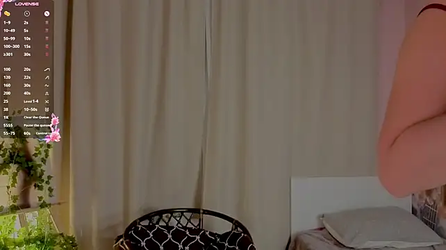 MeiLiscio - 💓Tease butt💓