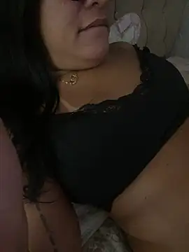 Kacaah - D4 abrir o cu + plug anal😈