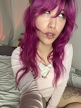 MikiMikiLeak - naked tits 10 min