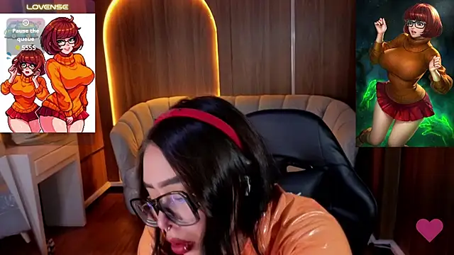 Anni_acker_b - SPANK ASS+TWERK♥!