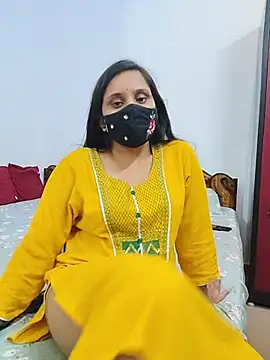 Your___Riya - Pussy flash in public 🌺💋