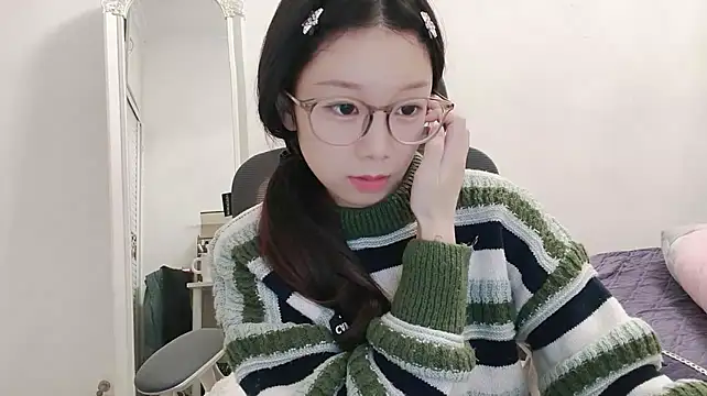 Angel_81 - 好难 又加班到很晚~