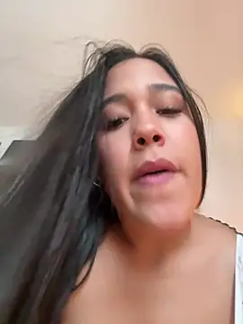 WHAAATTTTTTTTTT - Fingers in pussy⭐️