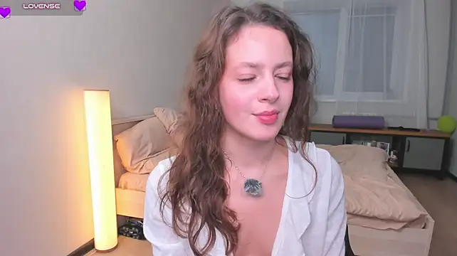 MarviSinner - Im teasing you with my nipples