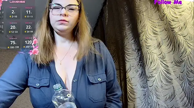 Carolinadiamond33 - finger in ass