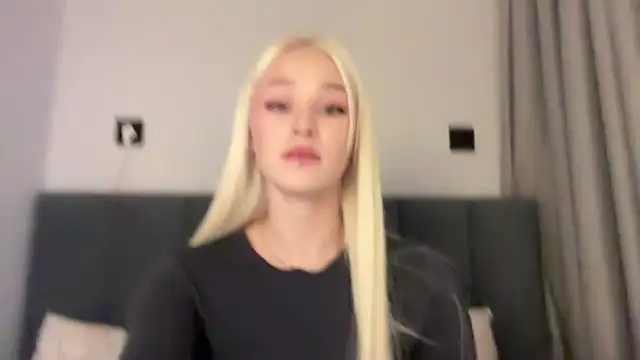Ur_molly - panties off
