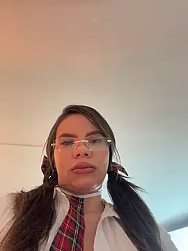 CandiceSpencer - having had breakfast and showing boobs