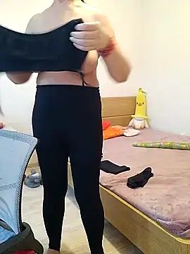Celine_Faer1 - 👅Lick your nipples👅