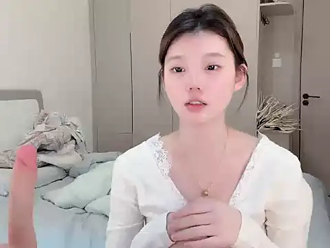 Tuotuo2007 - 换一件衣服