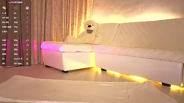 Ellijoys - Spank my Ass x20