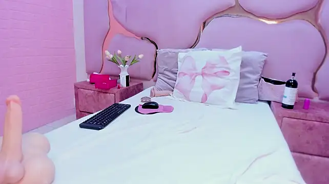 LaurendPink