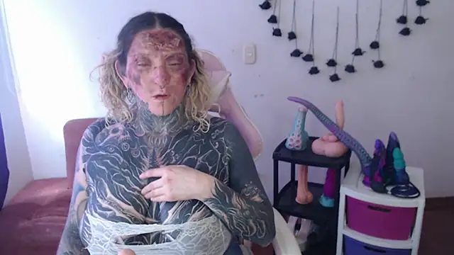 SLOPPYTITSS - fuck my pussy whit big sizes big squirt
