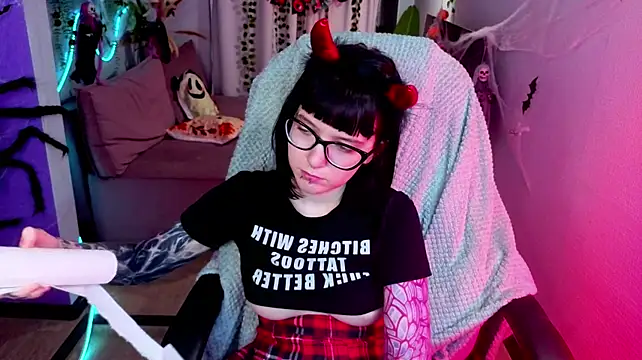 HazelTompson - NAKED BIG SEXY ASSS