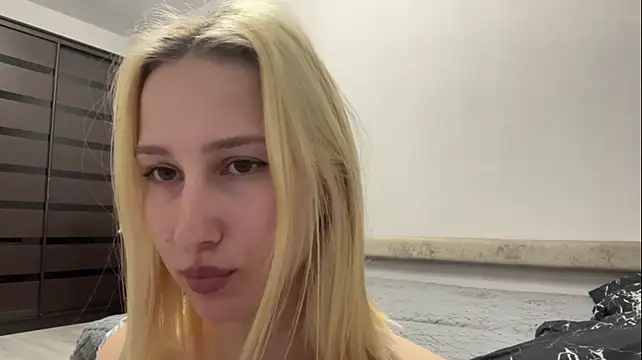 Oliviaaaa_ - Take off panties
