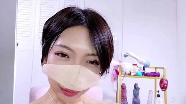 Naomi_00122 - アナルプラグ入ってます🎃有料はドミゾウも初INしてみる＆２穴でオホ声連続イキ