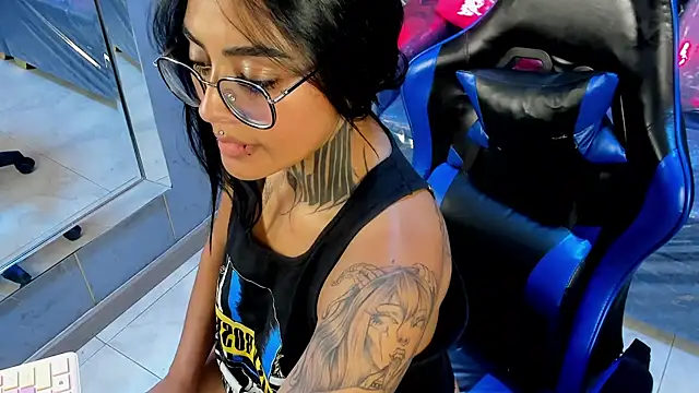 Lovely_celeste - ice on my hot boobs 🧊🔥💦🥵