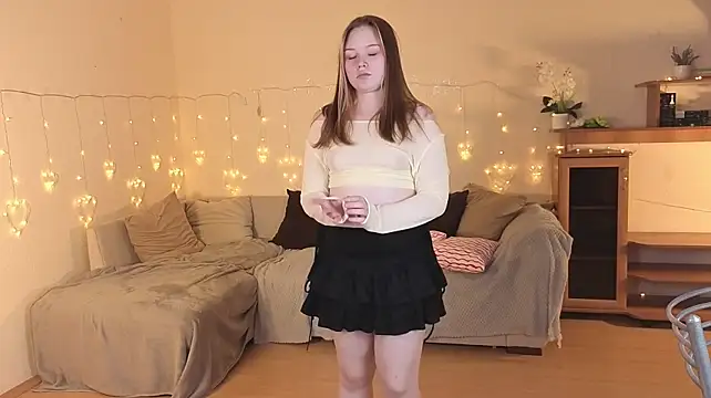 Sweetie_Hope - play with tits