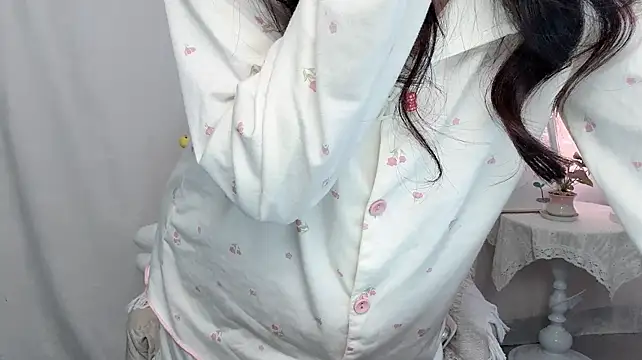 Wenwen8888 - 开心不是谁都可以带来的