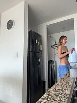Ameellie - OIL IN BOOBS+LASTTIP 2 min TOY