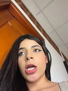 ArieliciousXXX - MORE AND MORE SQUIRT IN PUBLIC💦😈💦