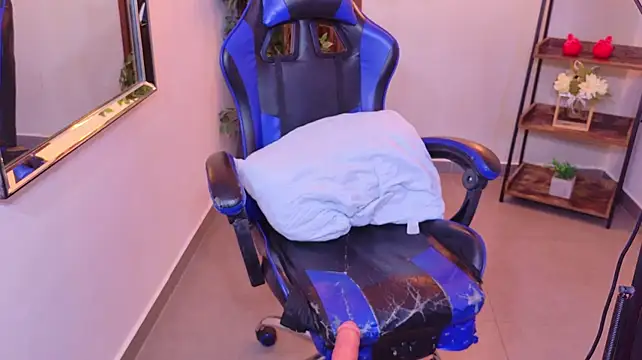 Kenya--Buhle - Fuck me hard with the machine