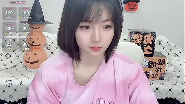 Lucy-8 - 实力不祥遇强则强，骑脸深蹲+2分钟控制