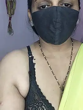 Marathi_Priti - Cream on Boobs