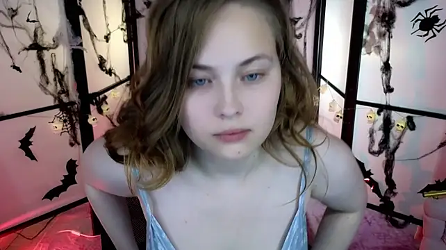 EricaWilds - Bare back