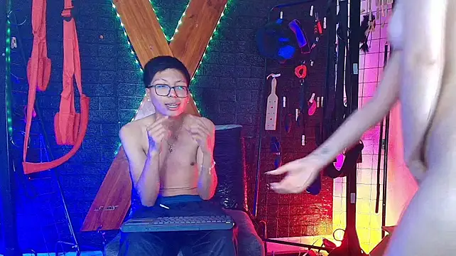Gaby_And_Max_Bdsm - WOODEN PALL X20😈