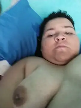Valevar26 - Porfa bebes la parán muy rico