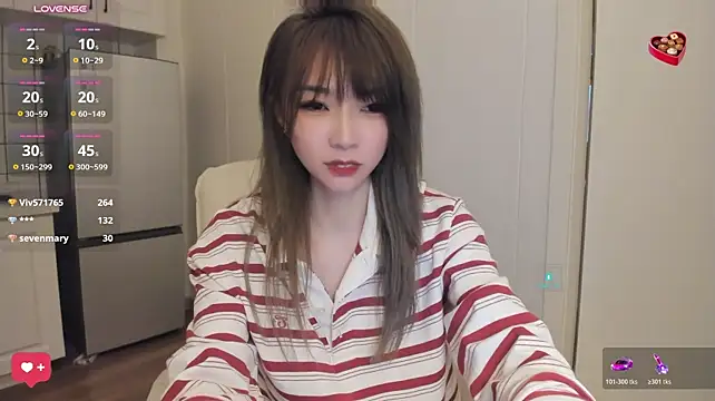 AnAn-o - 换性感衣服