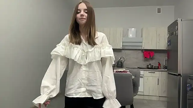LisaPorse - show belly + show tongue