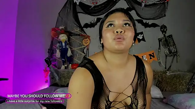 Kattaleya_19 - sucking a dildo with lots of saliva💦🥵