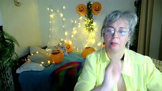 Hottie_lades - ❤️DANCE OF THE LITTLE DUCKLINGS SEXY