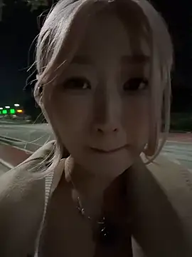 Winter11 - 纯马路边扣子全解开Unbutton All Roadside