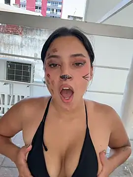 MeggyMae_ - PLUG IN + TWERK 🍑🔌💃
