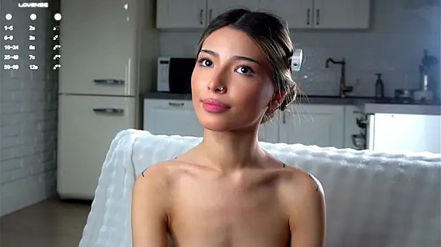 HolyNaomi