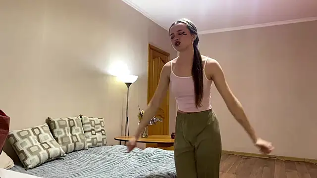 MathaAherns - stand up and show my outfit