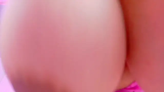 NahomyEvans - show boobs + oil