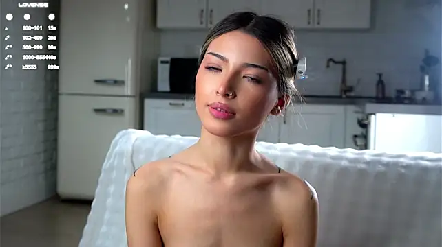 HolyNaomi
